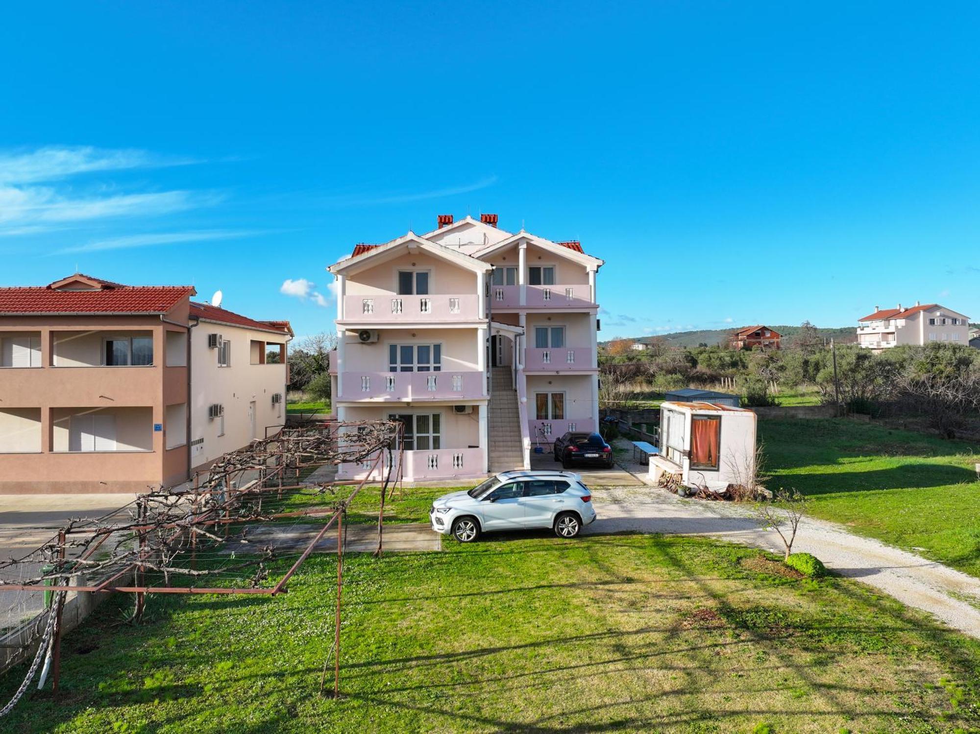 Beachfront Apartments Jermen Sukošan エクステリア 写真